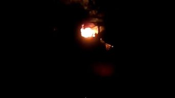 Пожар в Донецке после обстрела. Видео