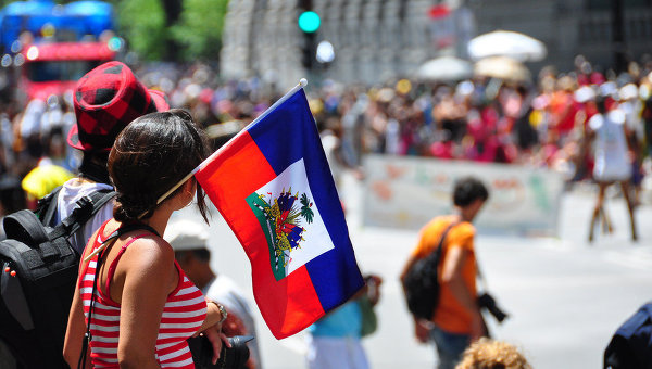 Флаг Гаити. Архивное фото