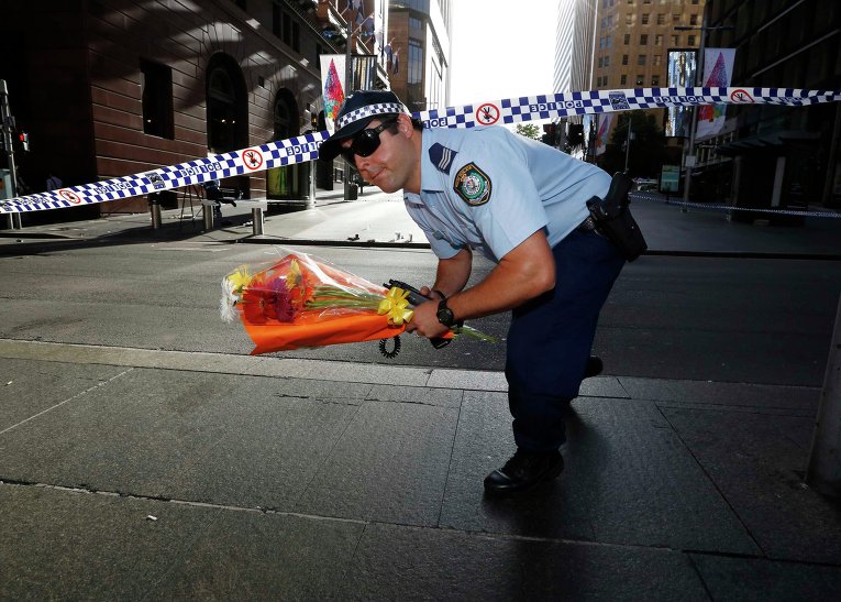 Полицейский Австралии почтил память погибших в Сиднее