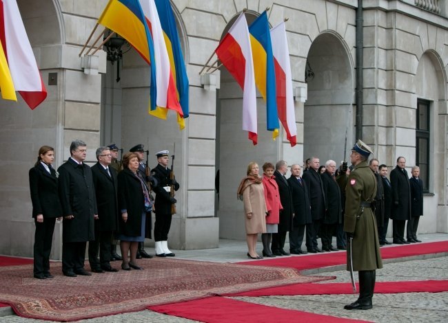 Петр Порошенко во время государственного визита в Польшу