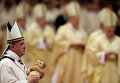 Папа Римский Франциск на Рождественском богослужении в Ватикане