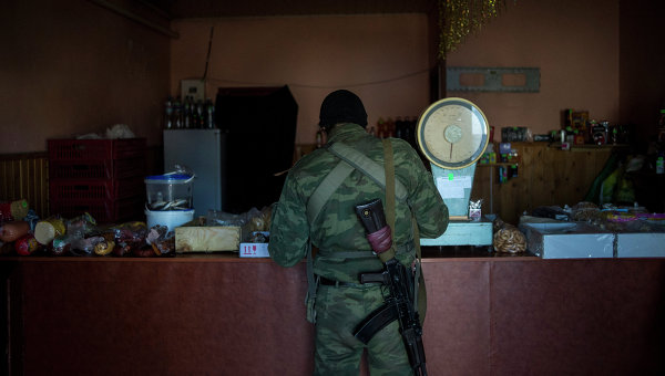 Боец ополчения на востоке Украины. Архивное фото