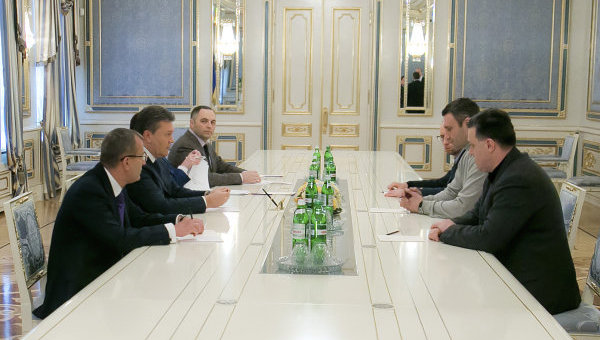 Встреча Януковича и рабочей группы