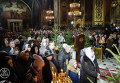 Владимирский собор во время рождественского богослужения