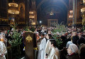 Владимирский собор во время рождественского богослужения