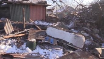 Обстрел села Нижнего  Попаснянского района Луганской области 7 января. Видео