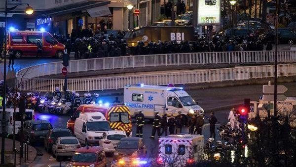 Захват магазина из заложниками в Париже