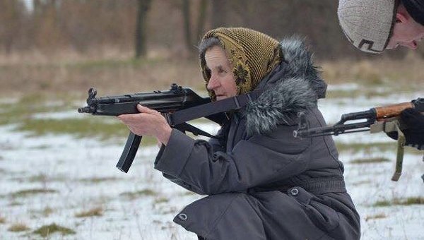 Курс военной подготовки с участием женщин во Львовской области
