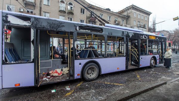 На месте обстрела троллейбуса в Донецке
