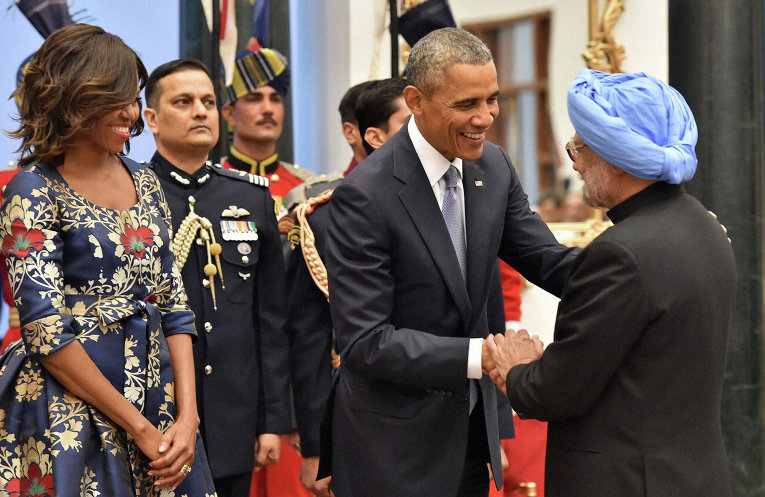 Барак Обама с супругой и бывший премьер Индии Манмохан Сингх
