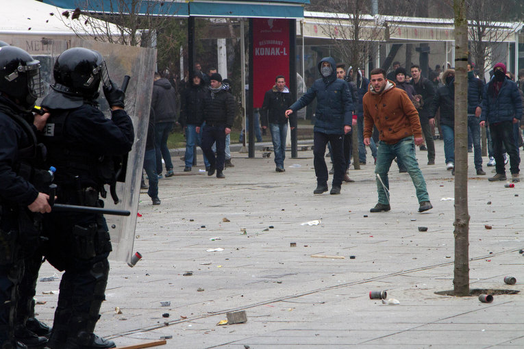Беспорядки в Косово