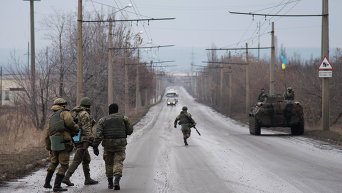 Украинские военнослужащие в Донецкой области