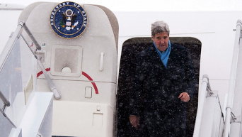 Джон Керри в аэропорту по прибытии в Украину