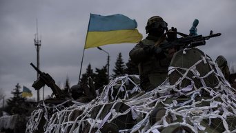 Техника украинских военных на окраине Артемовска движется в направлении Дебальцево