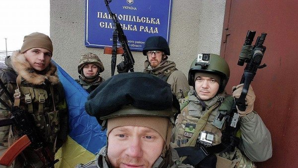 Бойцы батальона Азов взяли под контроль населенный пункт Павлополь, 10 февраля 2015