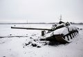 Разбитый танк ополченцев близ Углегорска