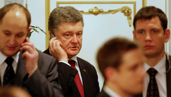 Петр Порошенко на переговорах нормандской четверки в Минске