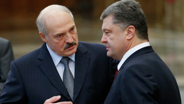 Президент Украины Петр Порошенко и президент Белоруссии Александр Лукашенко