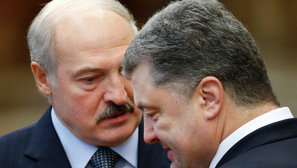 Президент Украины Петр Порошенко и президент Белоруссии Александр Лукашенко