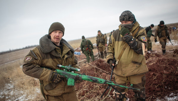 Ополченцы в Донецкой области. Архивное фото