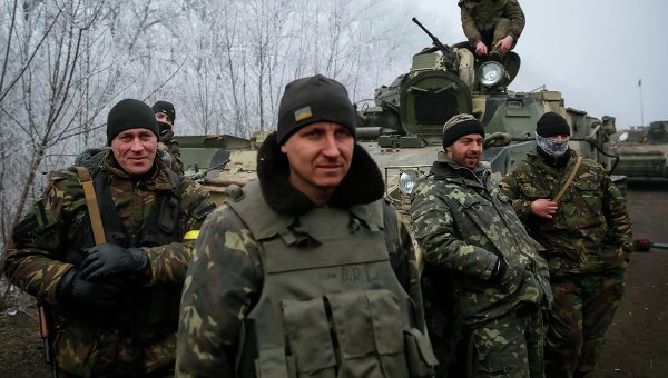 Украинские военные в районе Дебальцево