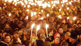 Почтение памяти жертв теракта в Копенгагене