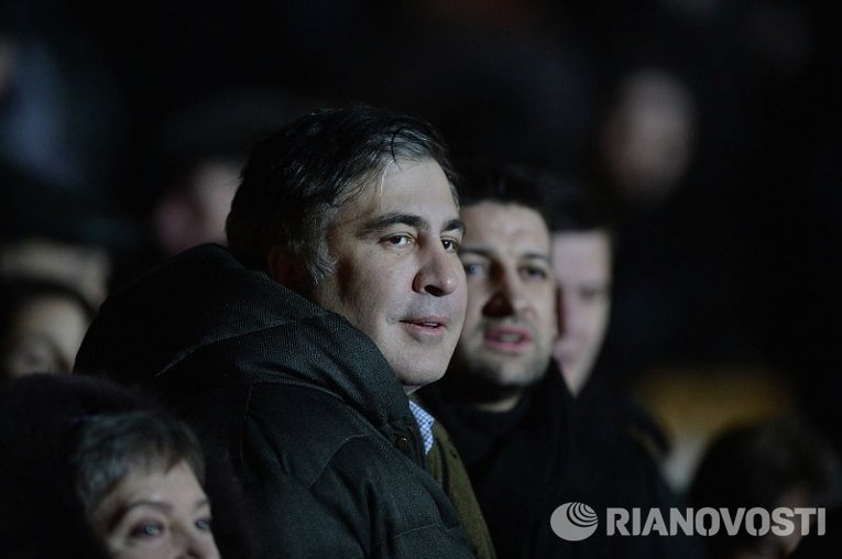 Михаил Саакашвили почтил память героев Небесной сотни