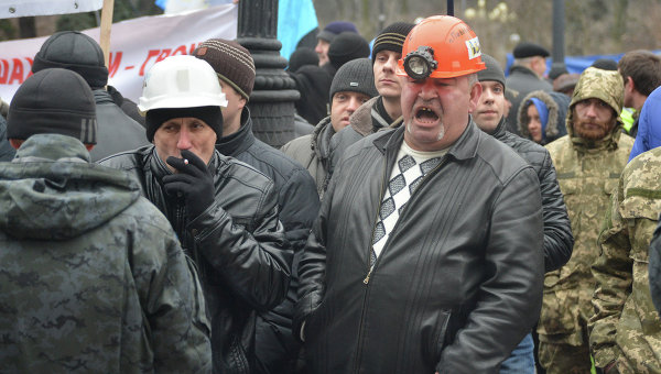Митинг шахтеров под Кабмином. Архивное фото