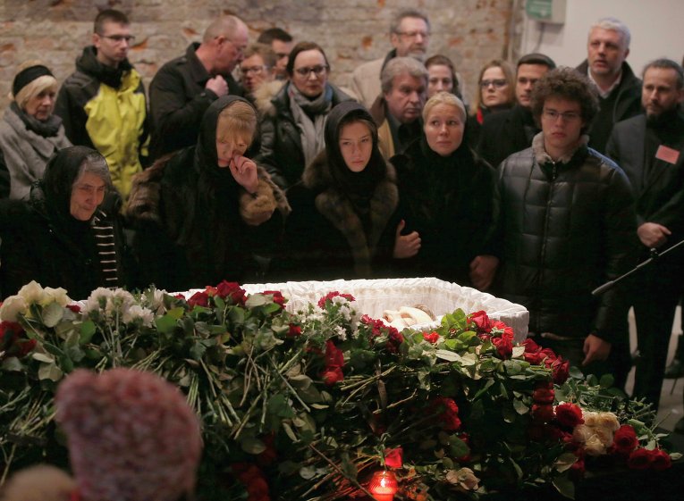 Прощание родственников и друзей с Борисом Немцовым