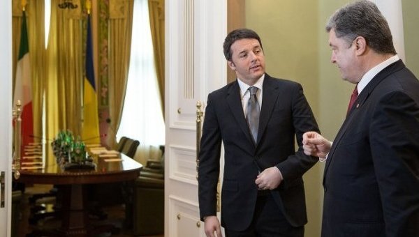 Петр Порошенко и Маттео Ренци во время встречи в Киеве