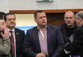 Депутат Борис Филатов (в центре) на сессии Днепропетровского горсовета