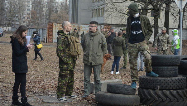 Отправка новобранцев батальона Азов в Мариуполь