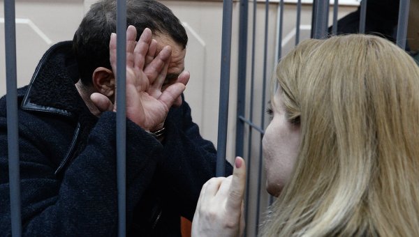 Подозреваемые в убийстве Б.Немцова в Басманном суде Москвы