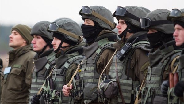 Учения курсантов Национальной гвардии Украины. Архивное фото