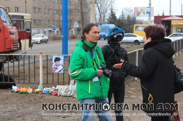 Место гибели ребенка в результате ДТП в Константиновке