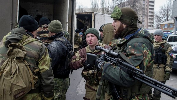 Ополченцы в Донецке