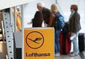 Пассарижы в Мюнхенском аэропорту, где бастуют пилоты авиакомпании Lufthansa