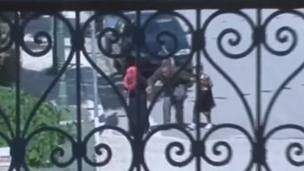Операция по освобождению заложников в Тунисе. Видео