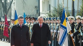 Президент Украины Петр Порошенко и президент Турции Реджеп Тайип Эрдоган в Киеве