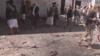 В результате терактов в Сане погибли 150 человек. Видео