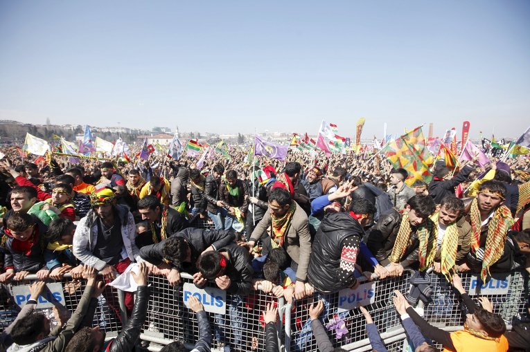 Курдская демонстрация в столице Турции - Стамбуле