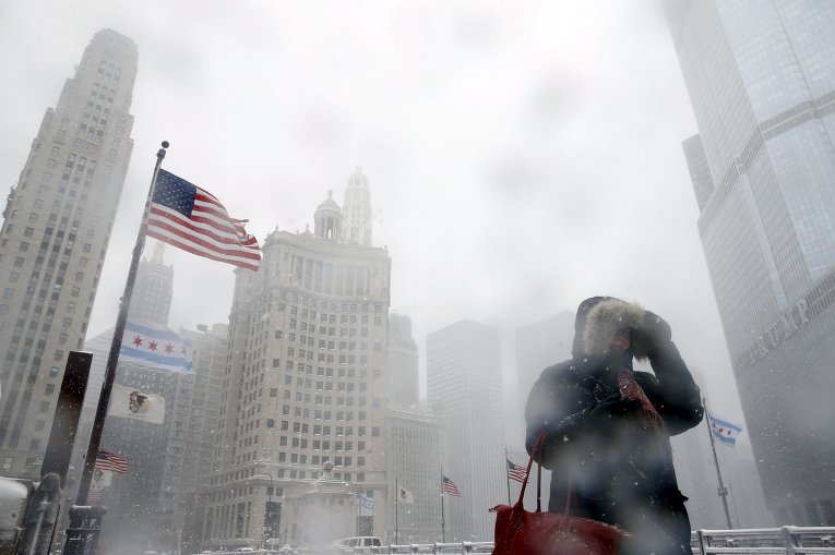 Погодные катаклизмы. Снегопад в американском городе Чикаго