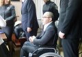 Геннадий Кернес в инвалидной коляске в Дзержинском районном суде города Харькова