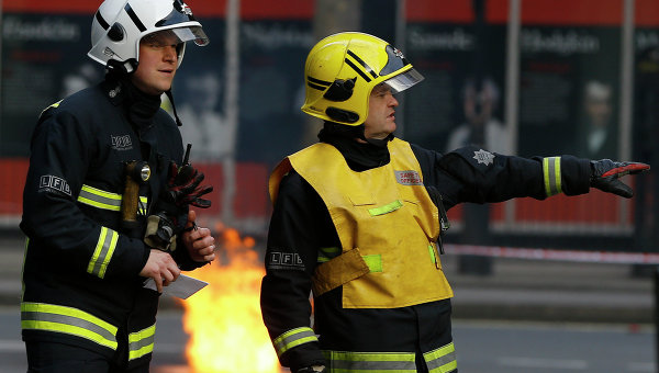 Пожарные в Лондоне