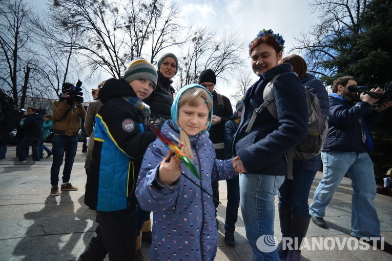 Акция ко Дню аутиста в Киеве