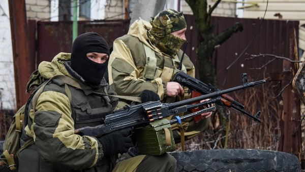 Ополченцы на окраине Донецка