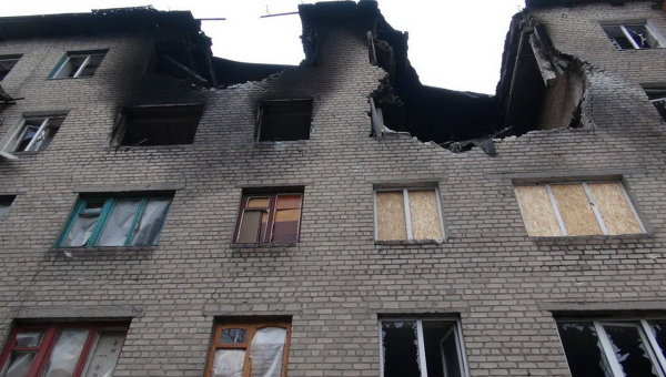 Разрушенный дом на востоке Украины
