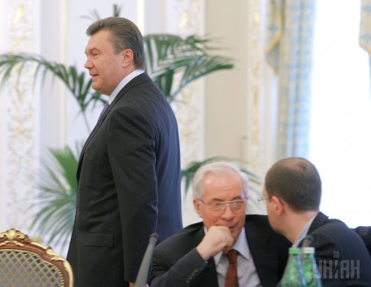 Арсений Яценюк, Николай Азаров и Виктор Янукович. Апрель 2007 года