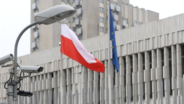 Усиление мер безопасности у здания посольства Польши в Москве