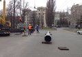В Харькове демонтировали поврежденную в результате взрыва стелу